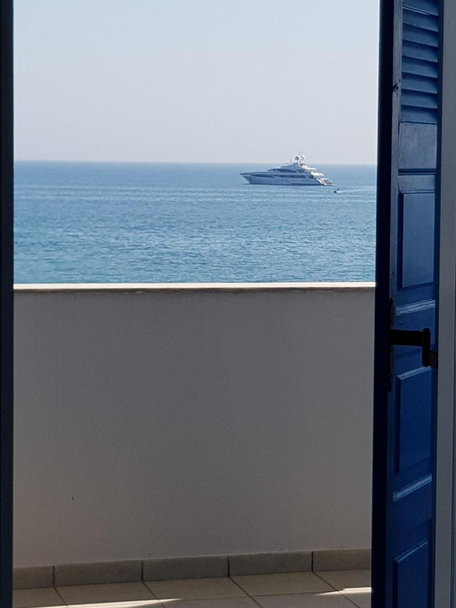Rodothea And Adams On The Beach, Santorini Монолітос Екстер'єр фото