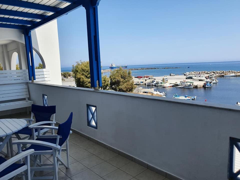 Rodothea And Adams On The Beach, Santorini Монолітос Екстер'єр фото